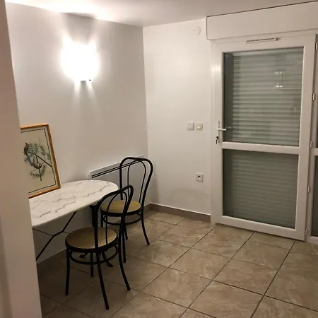 Charavel Apartment Vienne  Exterior photo